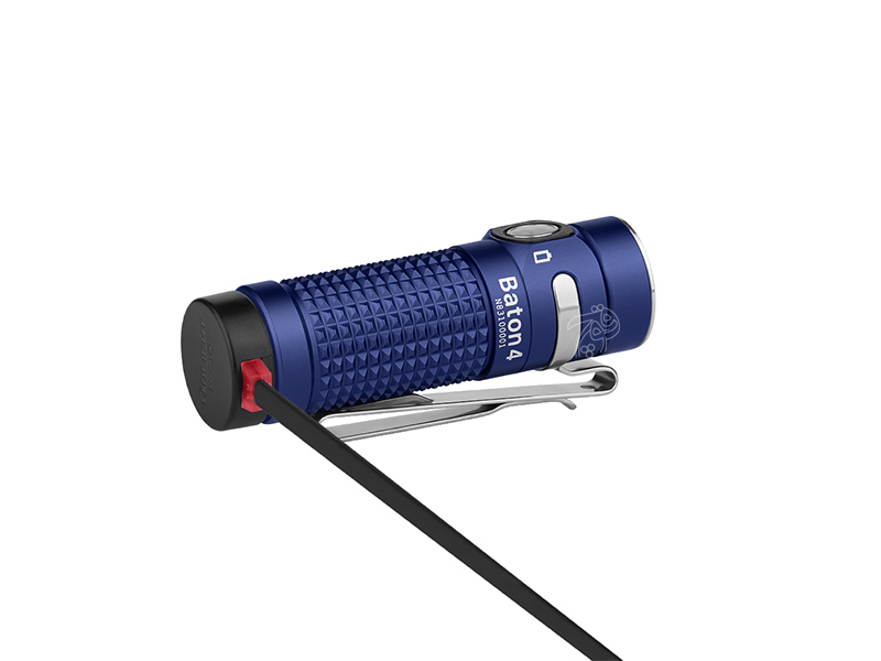 چراغ قوه جیبی شارژی اولایت بتون 4 سورمه‌ای سلطنتی